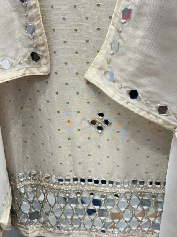 Pure tissue unstitched suit with appealing mirror work - Image 5