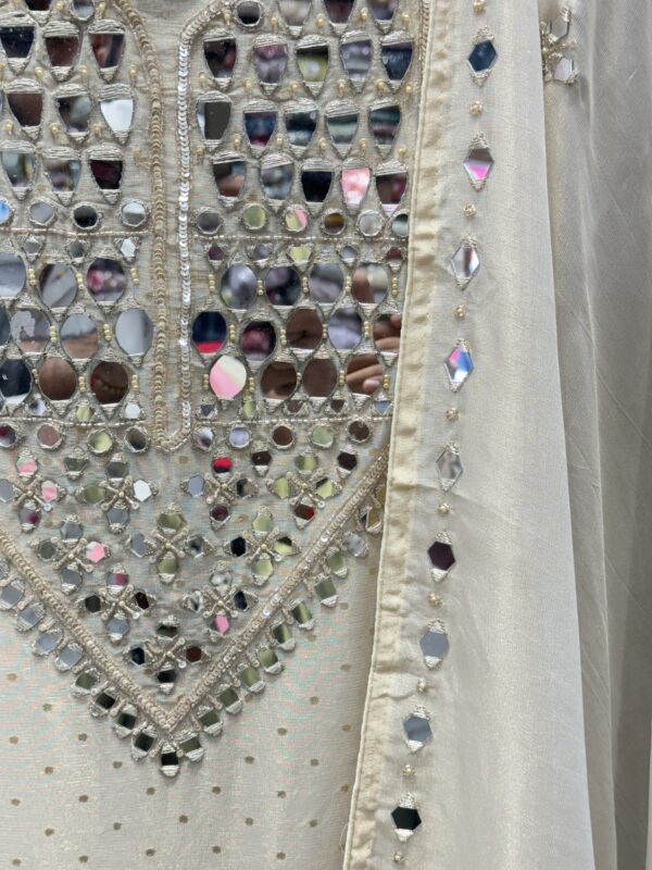 Pure tissue unstitched suit with appealing mirror work - Image 4